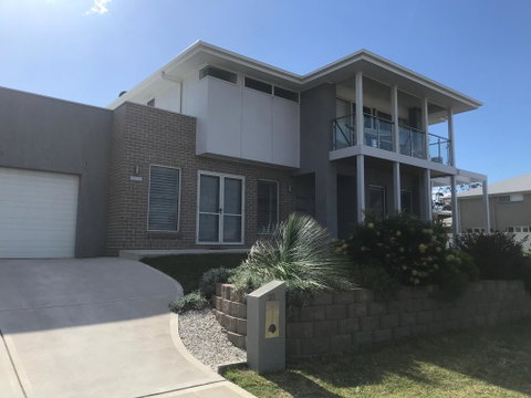 Broughton Views - Taree Accommodation 0
