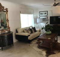 Bunya Cottage - Taree Accommodation