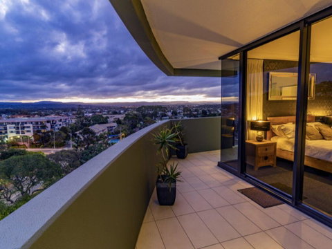 Burleigh Beach 2 Bedroom Apartment - Taree Accommodation 2