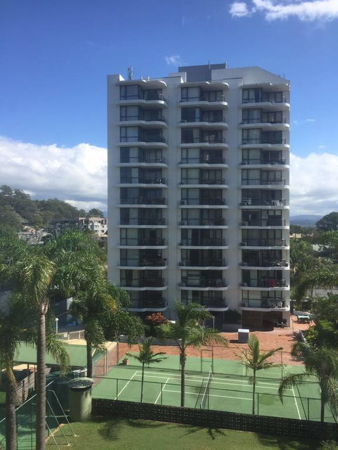 Burleigh Gardens North Hi-Rise Holiday Apartments - Taree Accommodation 3