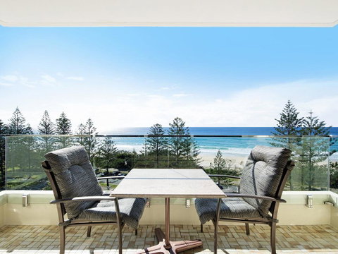 Burleigh Heads Private 2 Bed Ocean View - Taree Accommodation 0