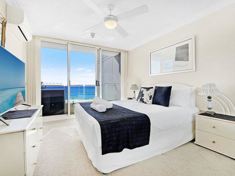 Burleigh Heads Private 2 Bed Ocean View - Taree Accommodation 2