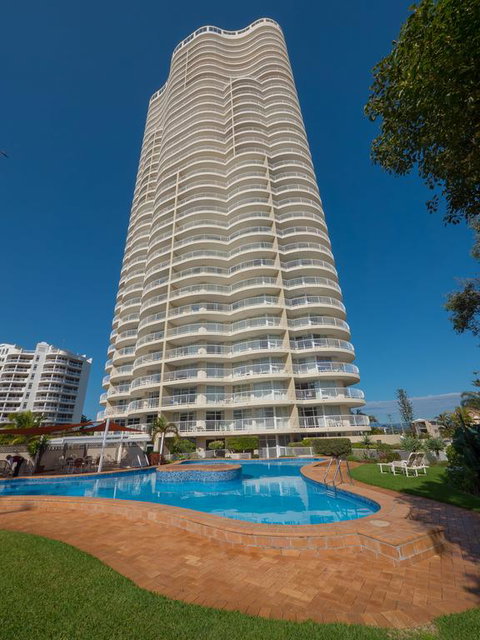 Burleigh Surf Apartments - Taree Accommodation 3