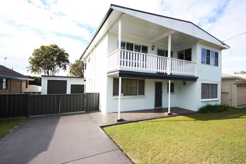 By The Beach At South West Rocks - Taree Accommodation 0