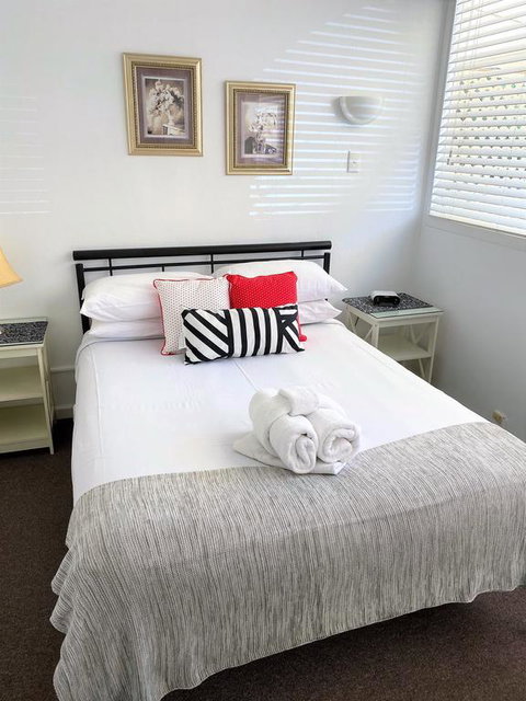 Canberra Short Term And Holiday Accommodation - Taree Accommodation 3