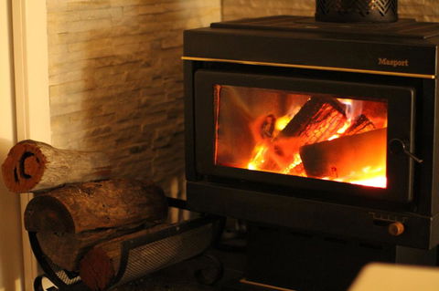 Canguri Boutique Cottage - Taree Accommodation 1