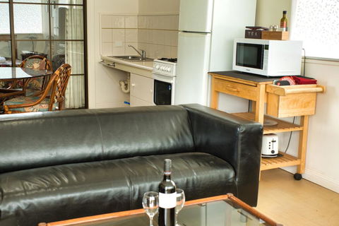 Cape Jervis Accommodation & Caravan Park - Taree Accommodation 3