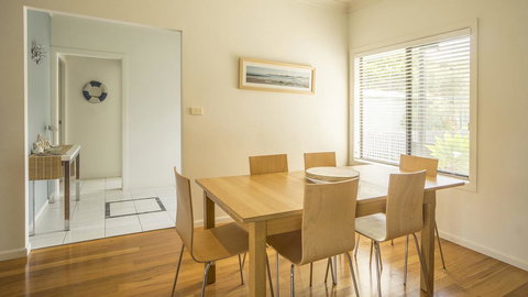 Carroll Ave 76 - Taree Accommodation 0