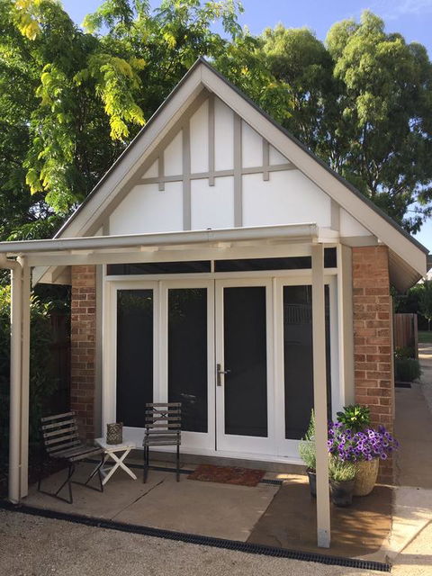 Casey Street Studio - Taree Accommodation 0