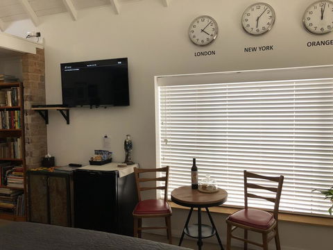 Casey Street Studio - Taree Accommodation 2