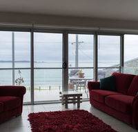 Casey's Beach Retreat - Taree Accommodation