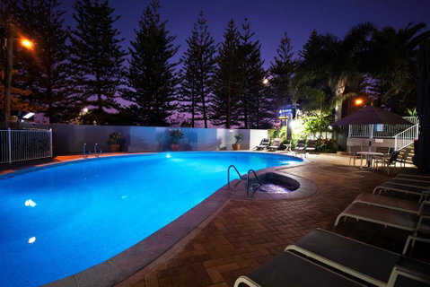 Cashelmara Beachfront Apartments - Taree Accommodation 2
