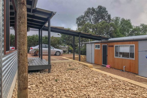 CDC-625 Beach House Incl.rear 2BR Studio - Taree Accommodation 1