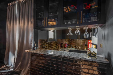 Celestial Suite - Taree Accommodation 1