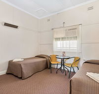 Centennial Hotel Gulgong - Taree Accommodation