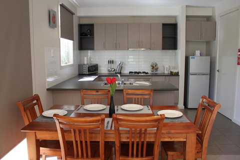 Central Shepparton Apartments - Taree Accommodation 2