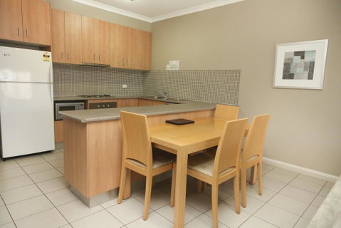 Centrepoint Apartments Griffith - Taree Accommodation 2