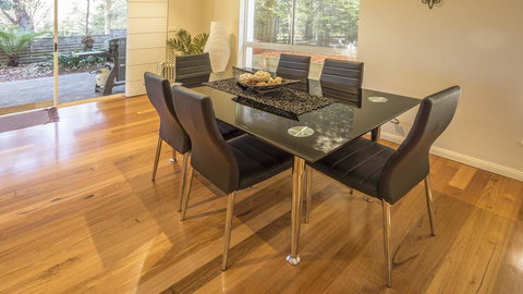 Championship Golf Course On Your Back Door - Taree Accommodation 0