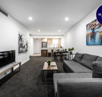 CITY APARTMENT and FREE CITY TOUR BUS NEARBY - Taree Accommodation