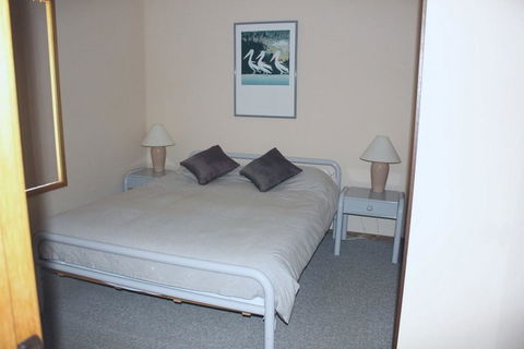 Coastal Retreat Unit 3 - Taree Accommodation 2