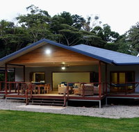 Coconut Beach House - Taree Accommodation