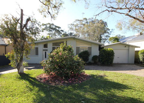 COLMER HOUSE At Dunbogan - Taree Accommodation 1