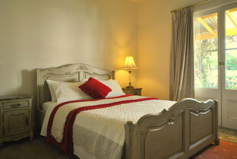 Cooma Cottage - Taree Accommodation 3