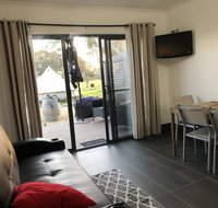 Coonawarra Cabins Unit B - Taree Accommodation