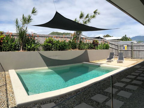 Cooya Beach - Ultimate Tropical Getaway - Taree Accommodation 2