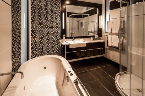 Corinda Contemporary - Taree Accommodation 3