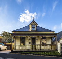 Corinda Contemporary - Taree Accommodation