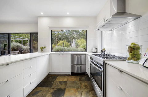 Corinella House - Taree Accommodation 3