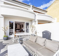 Cottesloe Aqua Retreat - Executive Escapes - Taree Accommodation