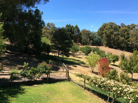 Crabapple Lane - Taree Accommodation 1