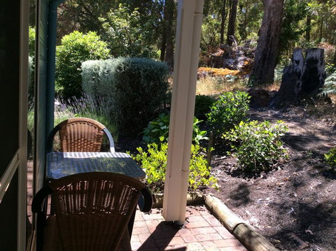 Crabapple Lane - Taree Accommodation 3