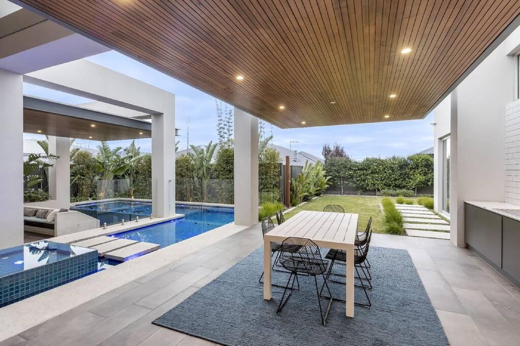 Hawthorndene SA Taree Accommodation