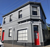 Cromwell Apartment - 3 Red Doors Battery Point - Taree Accommodation