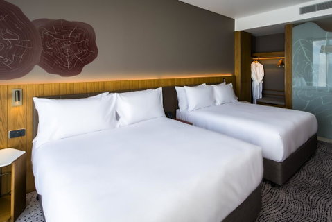 Crowne Plaza Hobart - Taree Accommodation 3