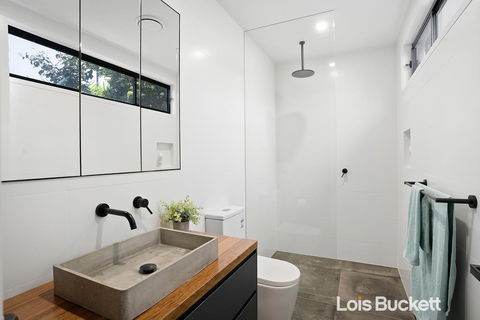 Crows Nest - Taree Accommodation 3