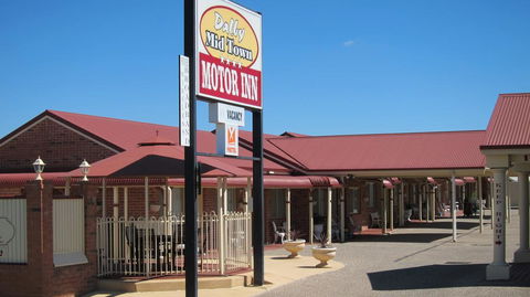 Dalby Mid Town Motor Inn - Taree Accommodation 0