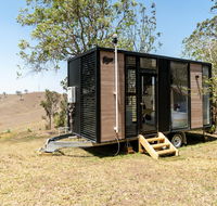 Dam It Getaway Tiny House - Taree Accommodation