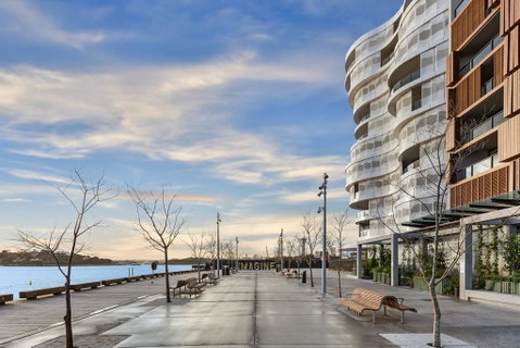 Darling Harbour Waterview Luxury Apartment - Taree Accommodation 3
