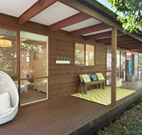 De Angelis Beach House - Taree Accommodation