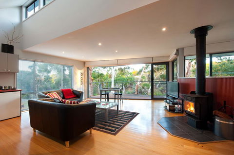 Dee Jays Studio - Taree Accommodation 3