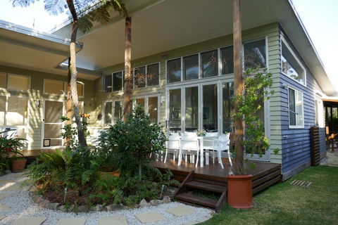 Deepdene - Taree Accommodation 1