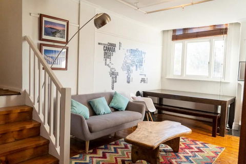 Delightful 3 Bedroom Apartment Near Chapel Street In St Kilda - Taree Accommodation 1