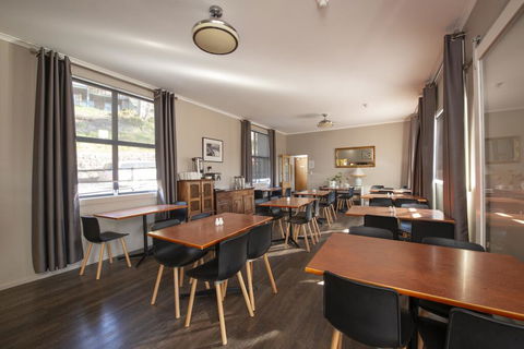 Diana Alpine Lodge - Taree Accommodation 2