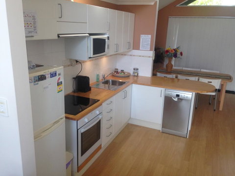Dillon 7 - Taree Accommodation 1