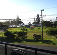 Dolphin Court 1 1 Gowing Street - Taree Accommodation