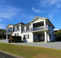 Dolphin Court 2 1 Gowing Street - Taree Accommodation